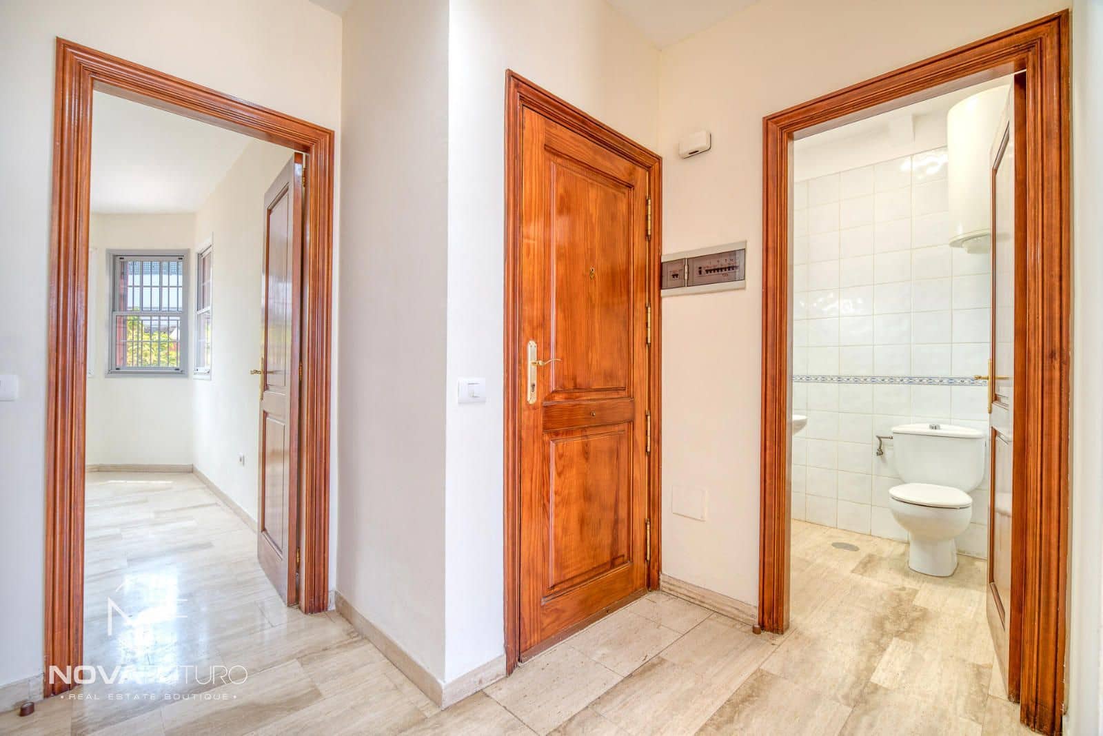 3 soveværelse Byhus til salg i Los Cristianos med garage - € 440.000 (Ref: 8989893)