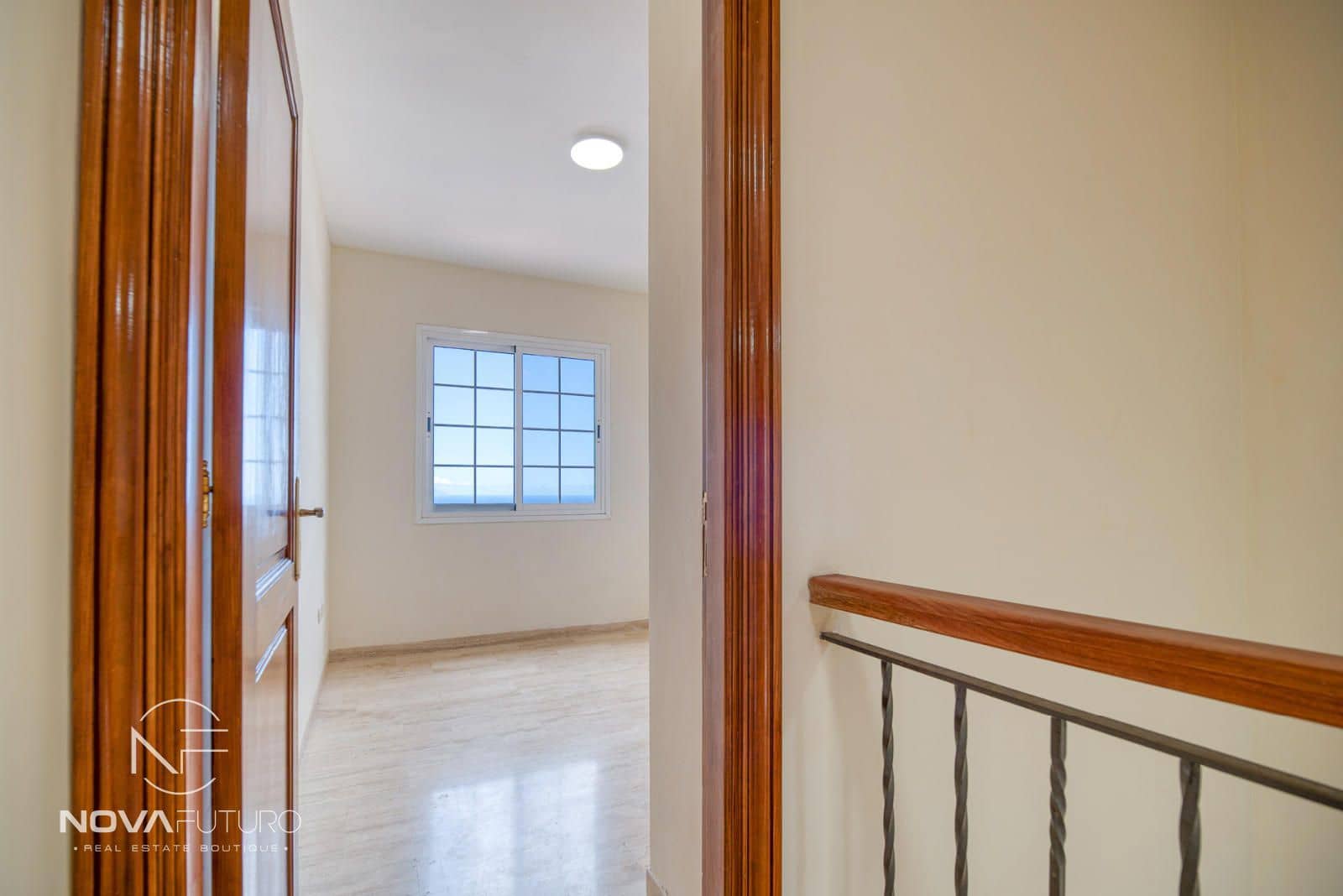 3 soveværelse Byhus til salg i Los Cristianos med garage - € 440.000 (Ref: 8989893)