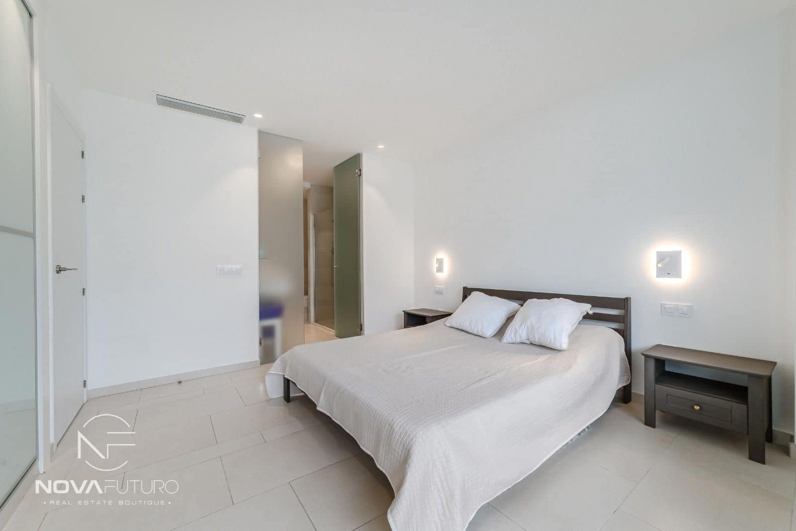 2 soverom Leilighet til salgs i Palm-Mar med svømmebasseng garasje - € 459 000 (Ref: 9232022)