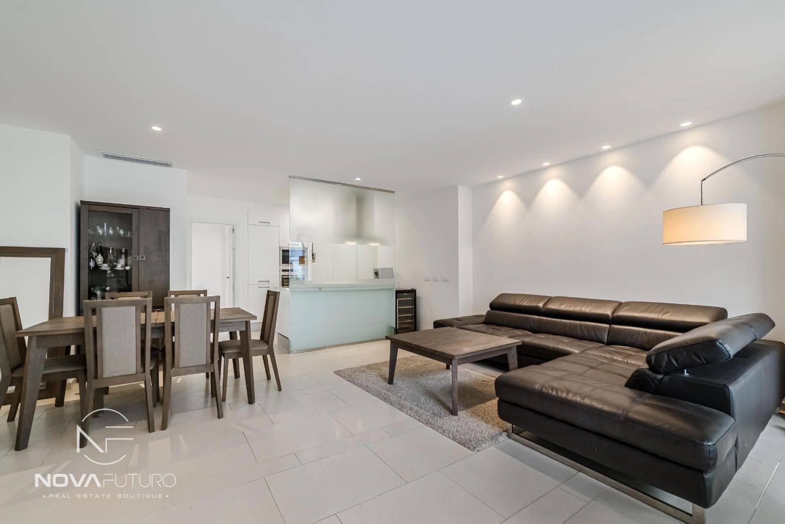 2 soverom Leilighet til salgs i Palm-Mar med svømmebasseng garasje - € 459 000 (Ref: 9232022)