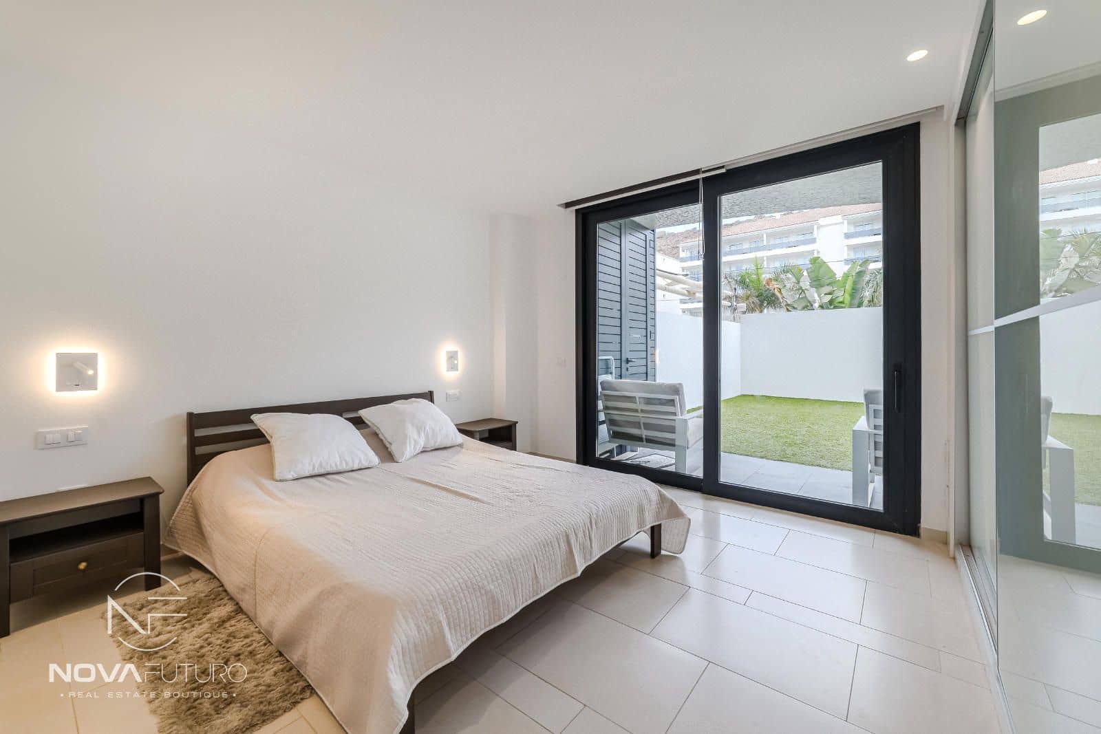 2 soverom Leilighet til salgs i Palm-Mar med svømmebasseng garasje - € 459 000 (Ref: 9232022)