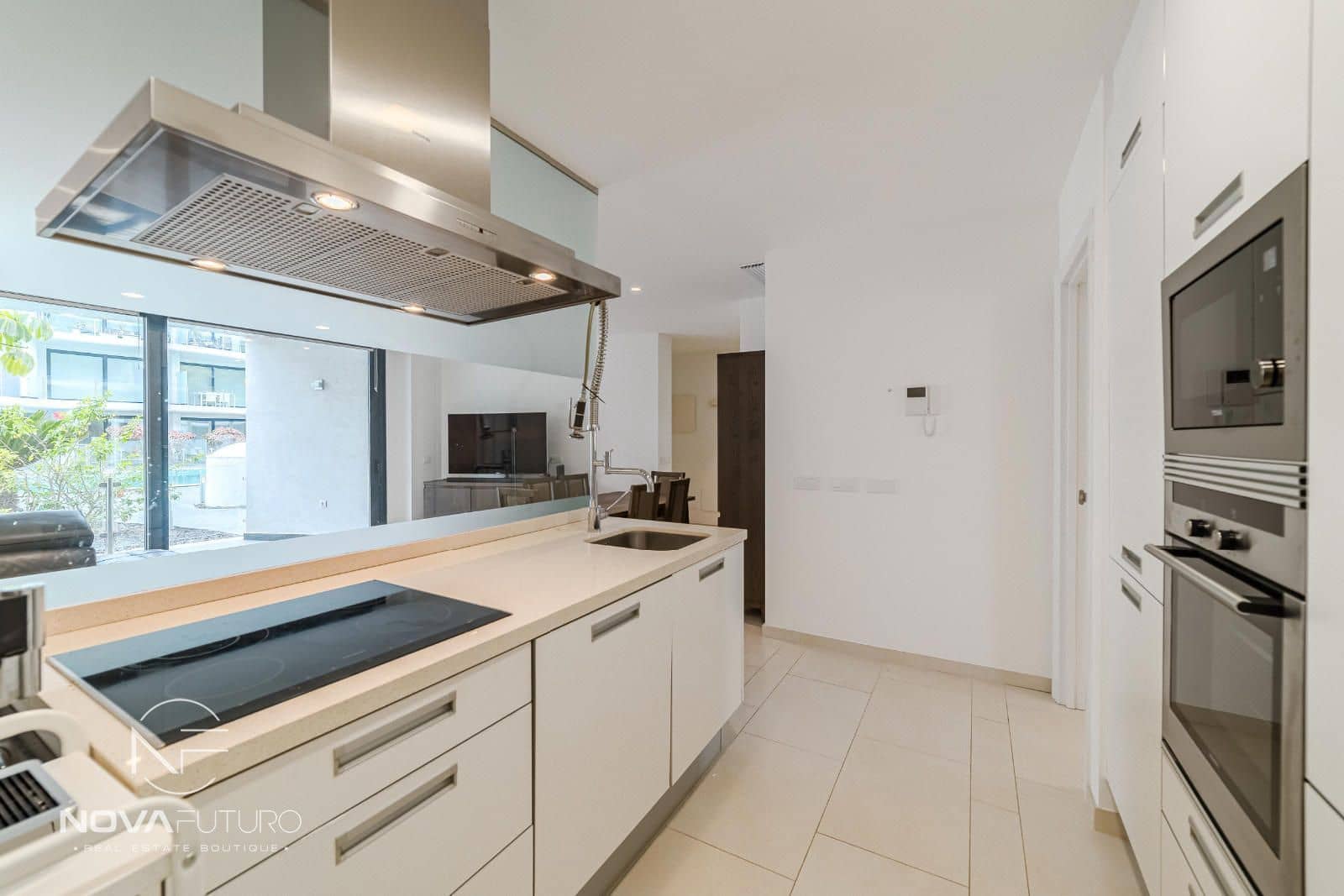 2 soverom Leilighet til salgs i Palm-Mar med svømmebasseng garasje - € 459 000 (Ref: 9232022)