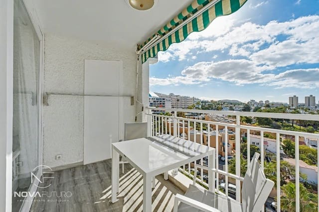 1 quarto Penthouse para venda em Playa de las Américas, Adeje com piscina - 280 000 € (Ref: 9452421)