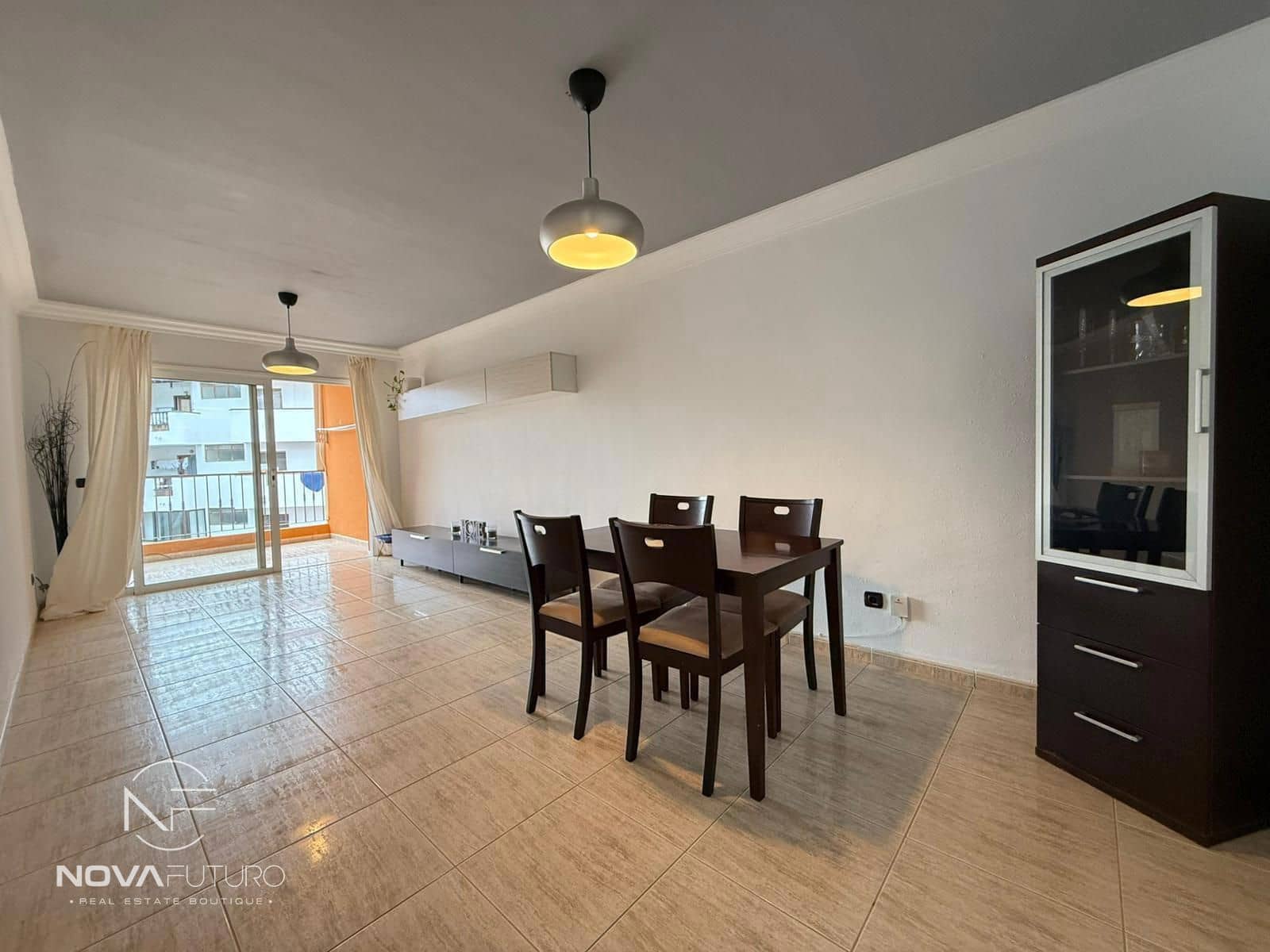 3 sovrum Lägenhet till salu i Adeje - 359 000 € (Ref: 9624204)