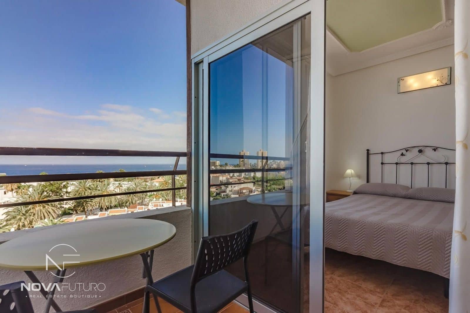 Piso de 1 habitación en Costa Adeje en venta - 295.000 € (Ref: 9626560)