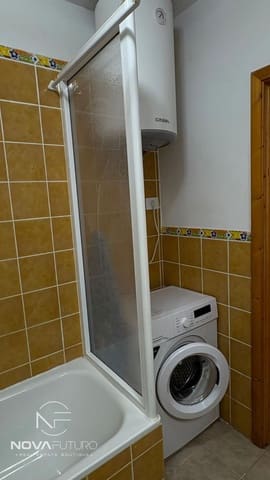 Flat for rent in San Eugenio Bajo, Adeje - € 1,000 (Ref: 9734185)