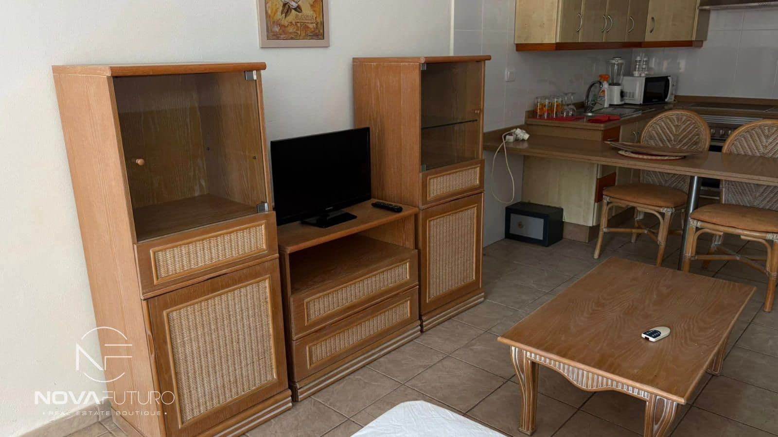 Flat for rent in Adeje - € 1,000 (Ref: 9734185)