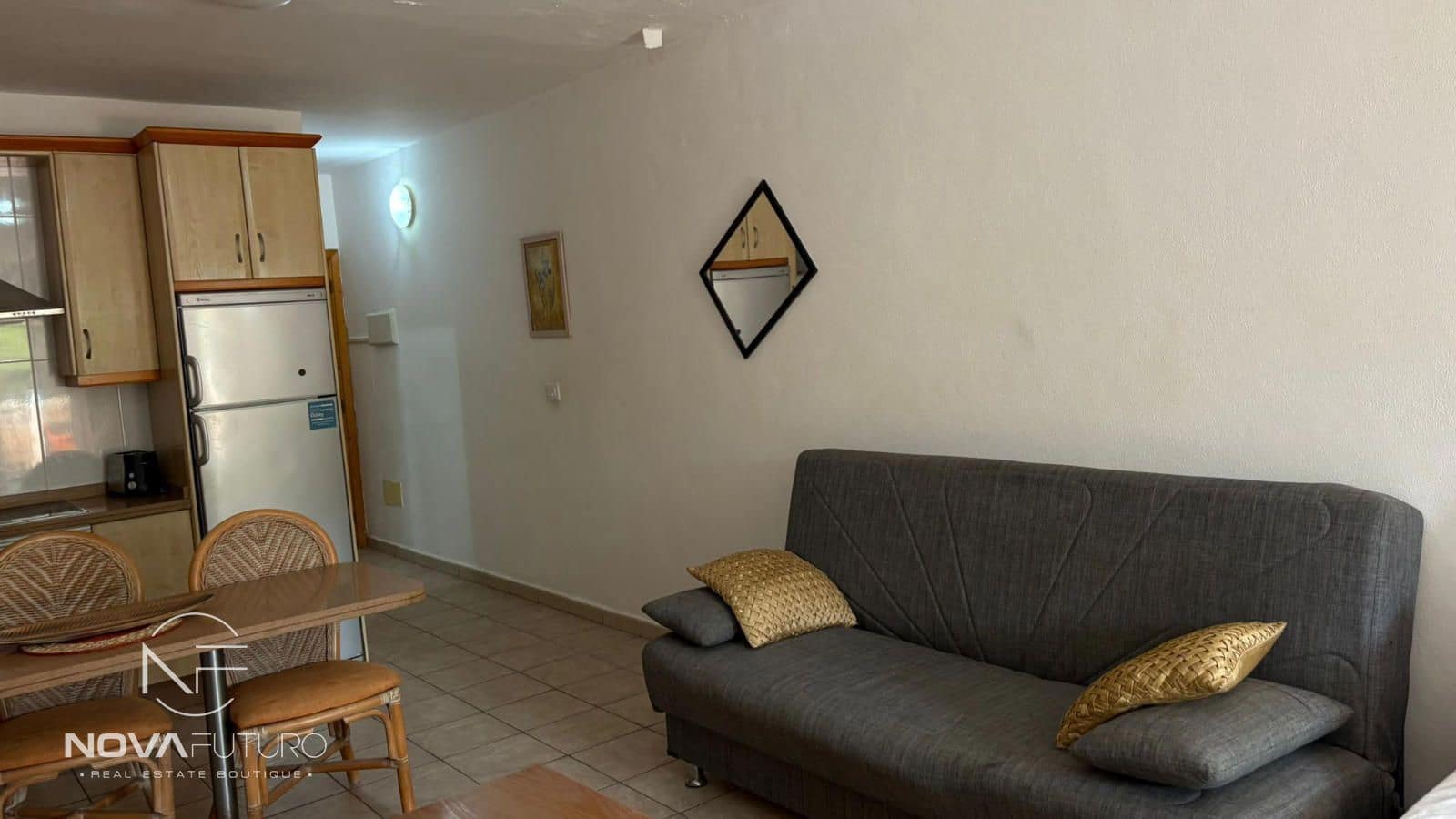 Flat for rent in Adeje - € 1,000 (Ref: 9734185)