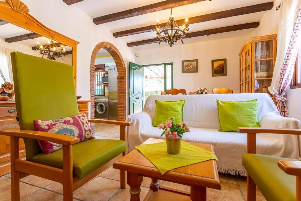 Finca/Country House for rent in Torrox with pool - € 1,600 (Ref: 10054411)