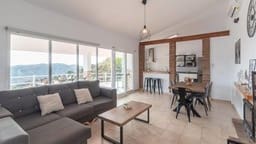 Finca/Herregård til leie i Sayalonga med svømmebasseng - € 1 400 (Ref: 10054416)