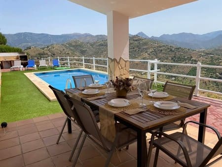 Finca/Casa di Campagna da affittare in Sayalonga con piscina - 1.400 € (Rif: 10054416)