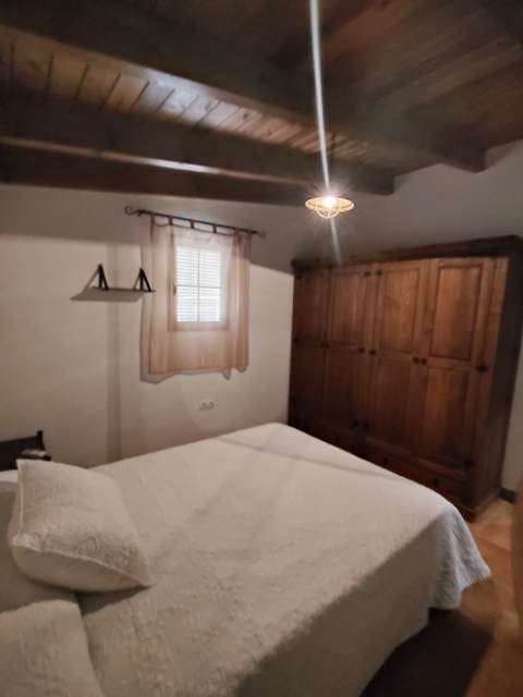 Finca/Herregård til leie i Riogordo med svømmebasseng garasje - € 1 100 (Ref: 10054417)