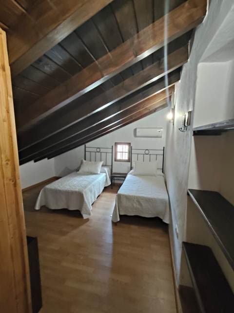 Finca/Herregård til leie i Riogordo med svømmebasseng garasje - € 1 100 (Ref: 10054417)
