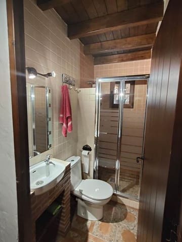 Finca/Herregård til leie i Riogordo med svømmebasseng garasje - € 1 100 (Ref: 10054417)