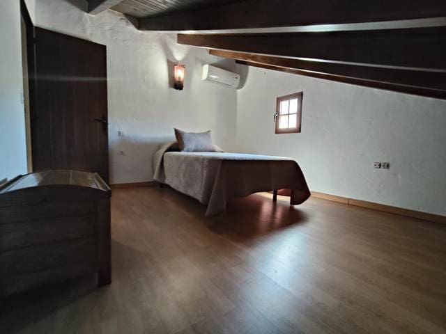Finca/Herregård til leie i Riogordo med svømmebasseng garasje - € 1 100 (Ref: 10054417)