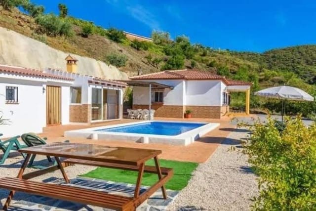 Quinta/Casa Rural para arrendar em Arenas com piscina - 1 500 € (Ref: 10054419)