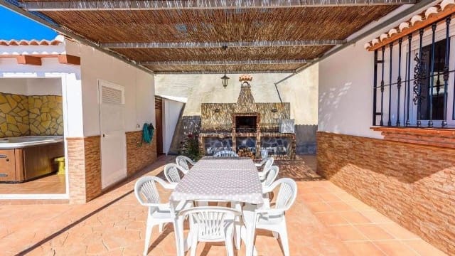 Quinta/Casa Rural para arrendar em Arenas com piscina - 1 500 € (Ref: 10054419)