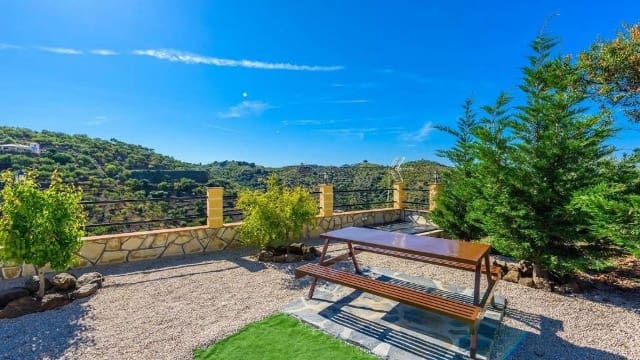 Quinta/Casa Rural para arrendar em Arenas com piscina - 1 500 € (Ref: 10054419)