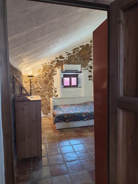 Finca/Herregård til leie i Riogordo - € 950 (Ref: 10054428)