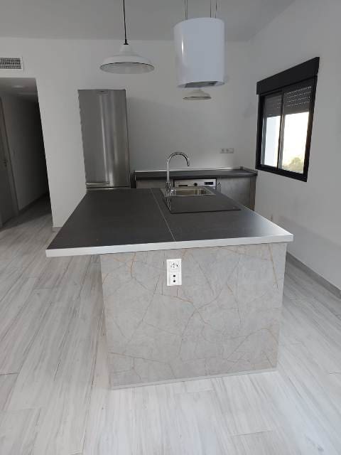 Finca/Herregård til leie i Velez-Malaga - € 1 200 (Ref: 10054434)