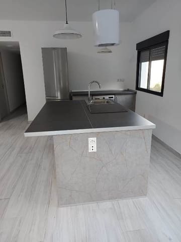 Finca/Country House for rent in Vélez-Málaga - € 1,200 (Ref: 10054434)