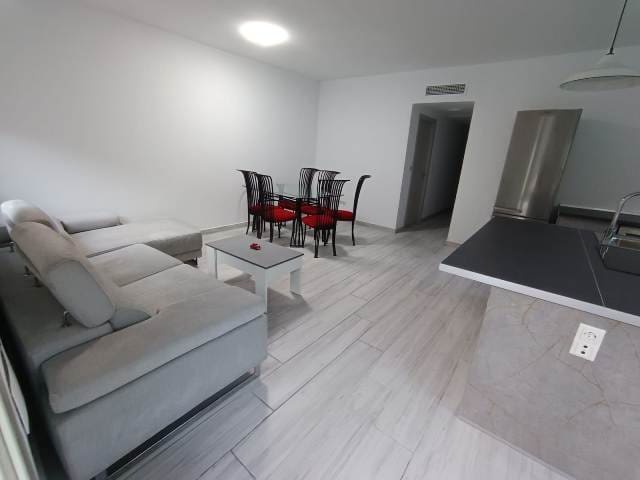 Finca/Country House for rent in Vélez-Málaga - € 1,200 (Ref: 10054434)