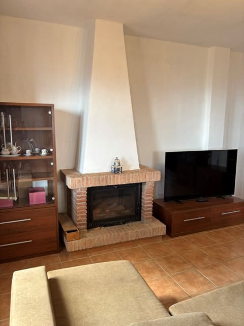 Finka/Dom wiejski do wynajęcia w Colmenar z basenem garażem - 1 500 € (Ref: 10097430)