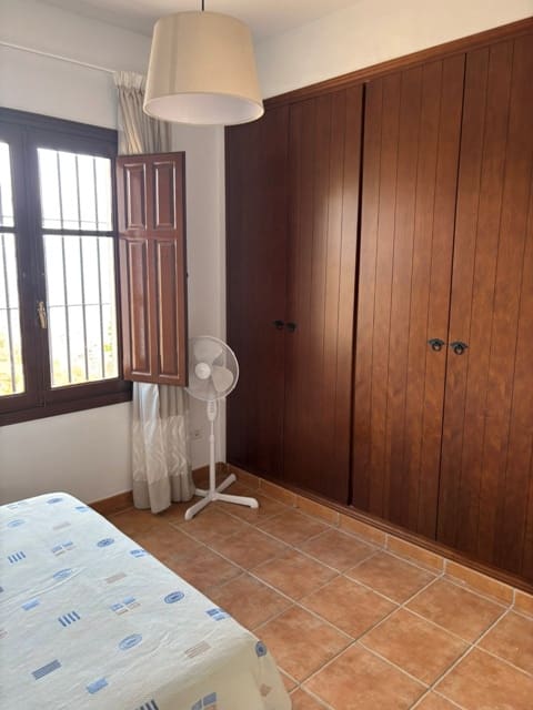 Finka/Dom wiejski do wynajęcia w Colmenar z basenem garażem - 1 500 € (Ref: 10097430)
