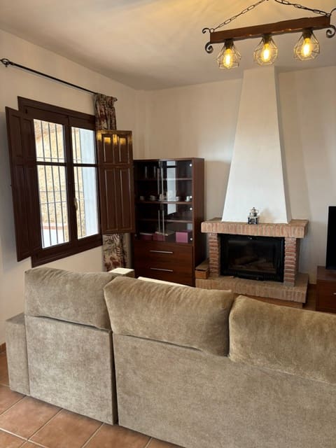 Finka/Dom wiejski do wynajęcia w Colmenar z basenem garażem - 1 500 € (Ref: 10097430)
