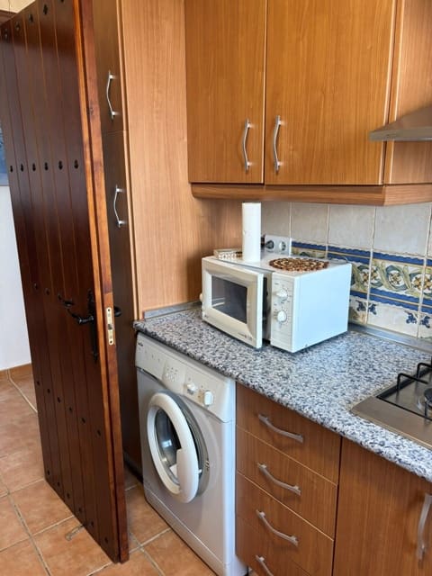 Finka/Dom wiejski do wynajęcia w Colmenar z basenem garażem - 1 500 € (Ref: 10097430)