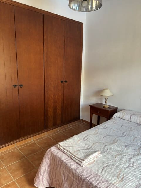 Finka/Dom wiejski do wynajęcia w Colmenar z basenem garażem - 1 500 € (Ref: 10097430)