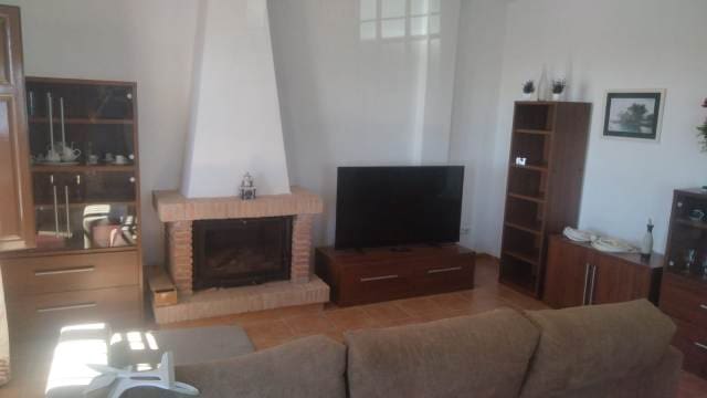Finka/Dom wiejski do wynajęcia w Colmenar z basenem garażem - 1 500 € (Ref: 10097430)