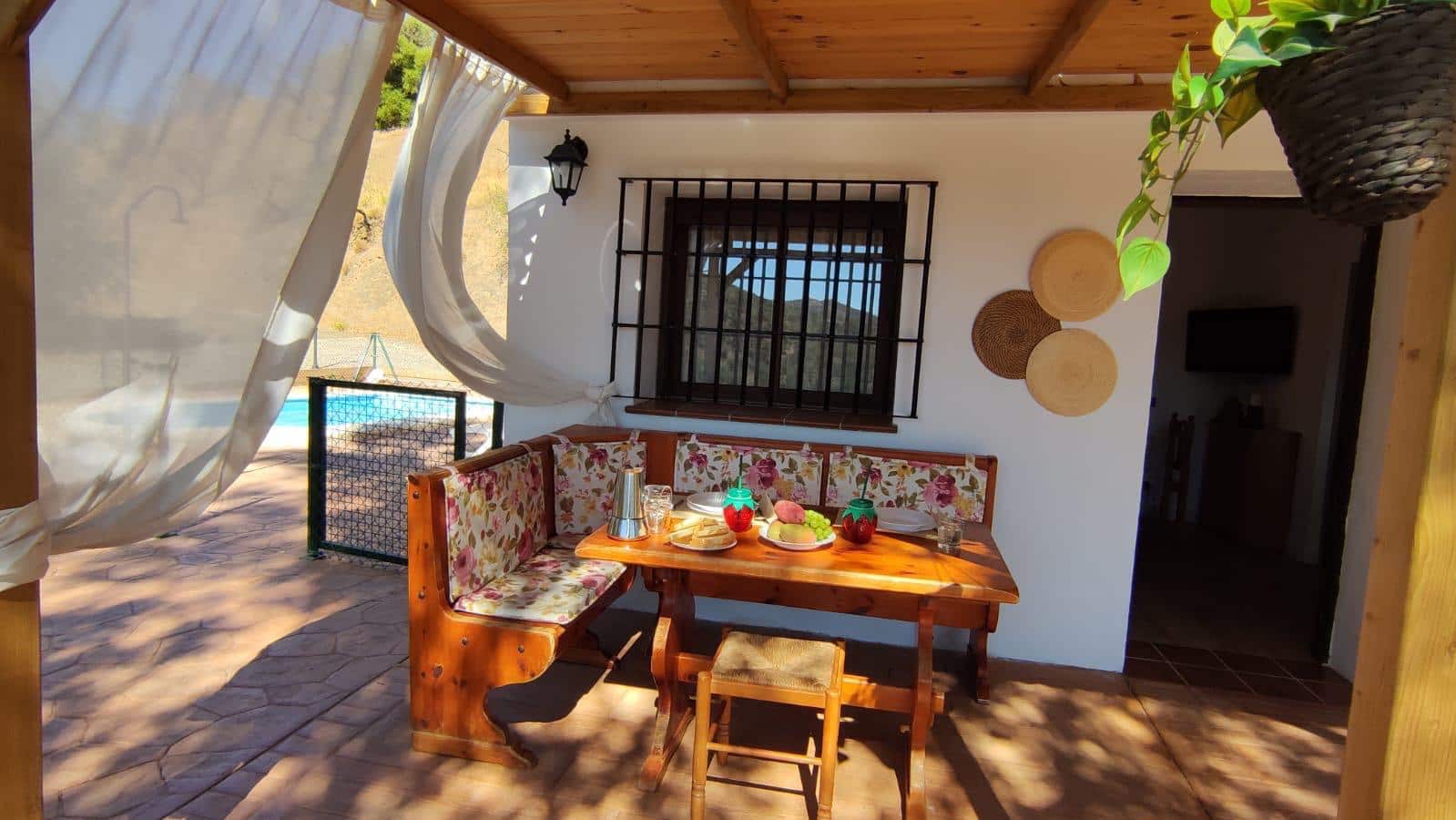 Finca/Landhuis te huur in Colmenar met zwembad garage - € 1.400 (Ref: 10140262)