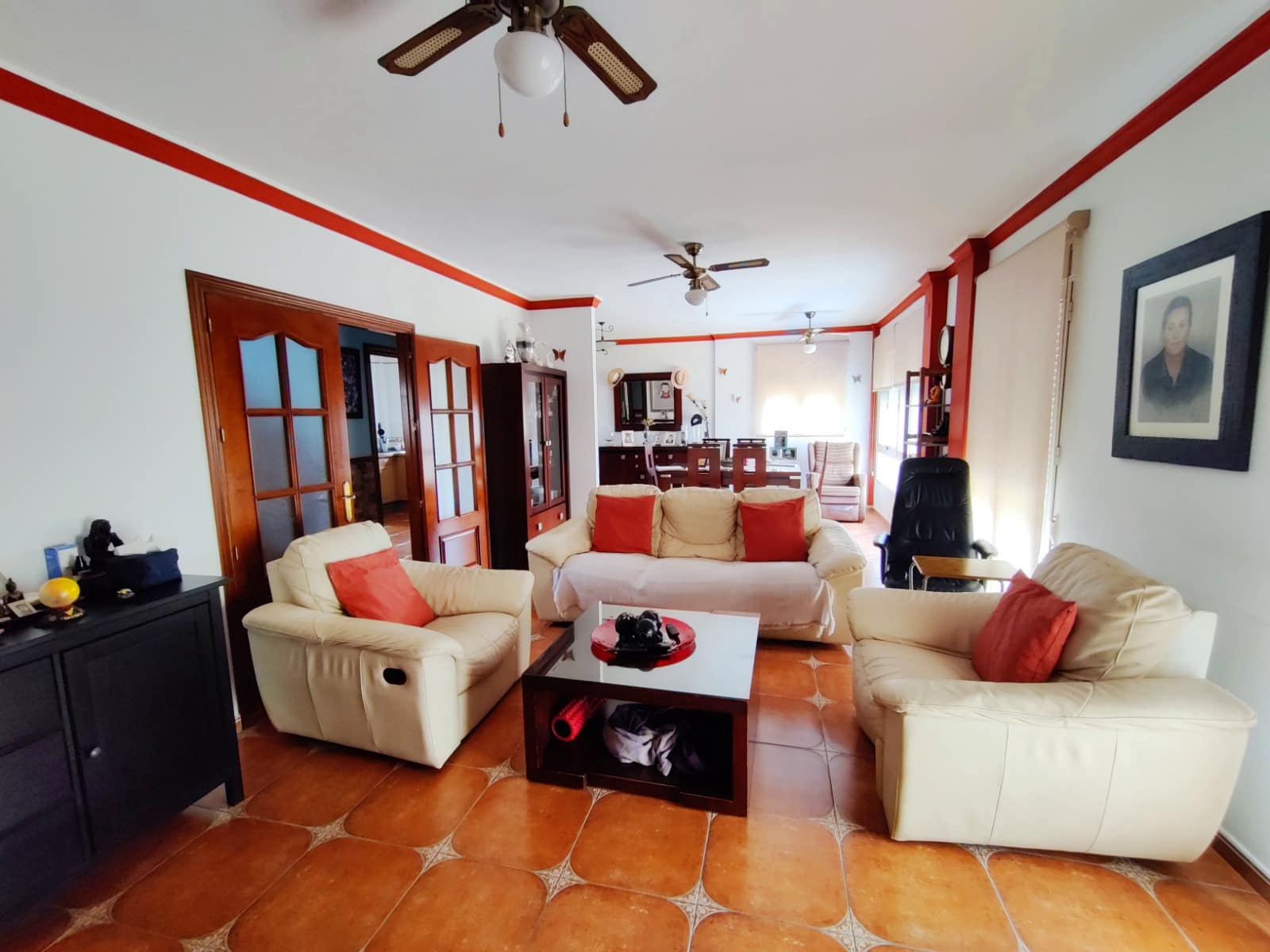 Villa till salu i Canillas de Albaida med pool garage - 412 000 € (Ref: 10179693)
