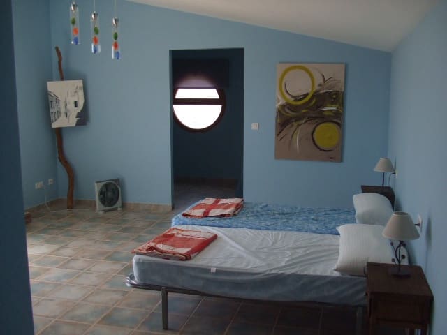 Finca/Maison de Campagne à louer à Triana - 2 600 € (Ref: 8868533)