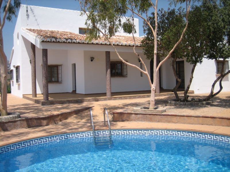 Finca/Maison de Campagne à louer à Triana - 2 600 € (Ref: 8868533)