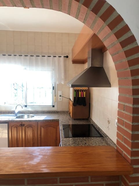 3 bedroom Finca/Country House for rent in Torrox with pool - € 1,350 (Ref: 9549818)