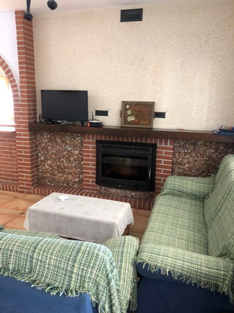 3 bedroom Finca/Country House for rent in Torrox with pool - € 1,350 (Ref: 9549818)