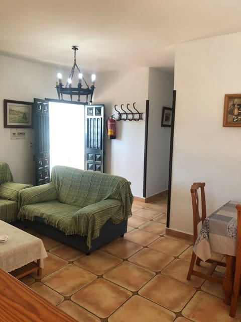 3 bedroom Finca/Country House for rent in Torrox with pool - € 1,350 (Ref: 9549818)