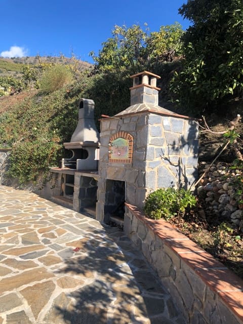 3 bedroom Finca/Country House for rent in Torrox with pool - € 1,350 (Ref: 9549818)