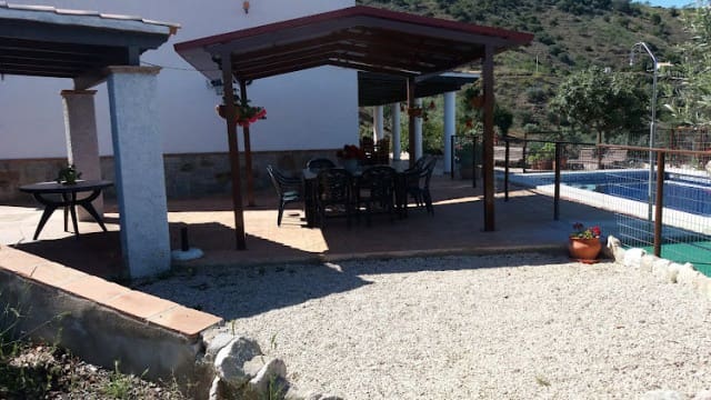 Finca/Maison de Campagne à louer à Colmenar - 1 600 € (Ref: 9550428)