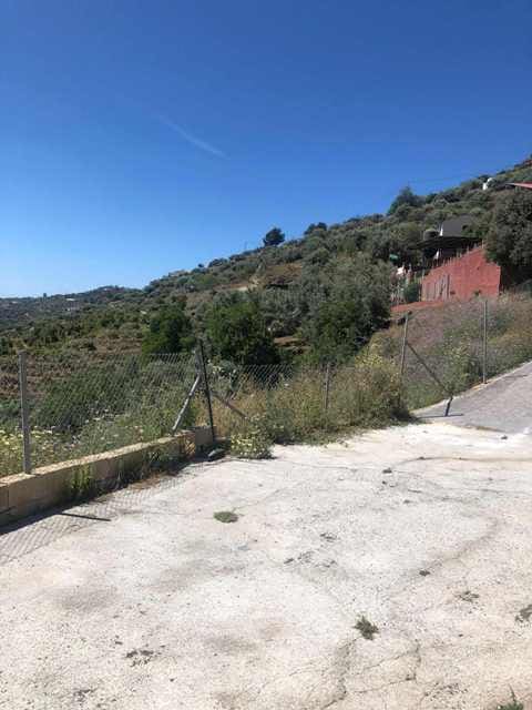 Finca/Country House for rent in Torrox - € 1,200 (Ref: 9550429)