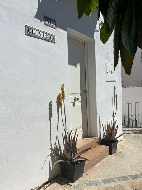 Apartment for rent in Almachar - € 650 (Ref: 9550430)