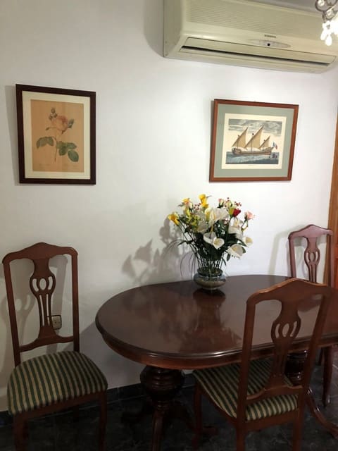 Apartment for rent in Los Romanes - € 575 (Ref: 9550431)