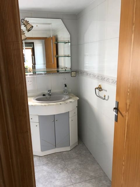 Apartment for rent in Los Romanes - € 575 (Ref: 9550431)