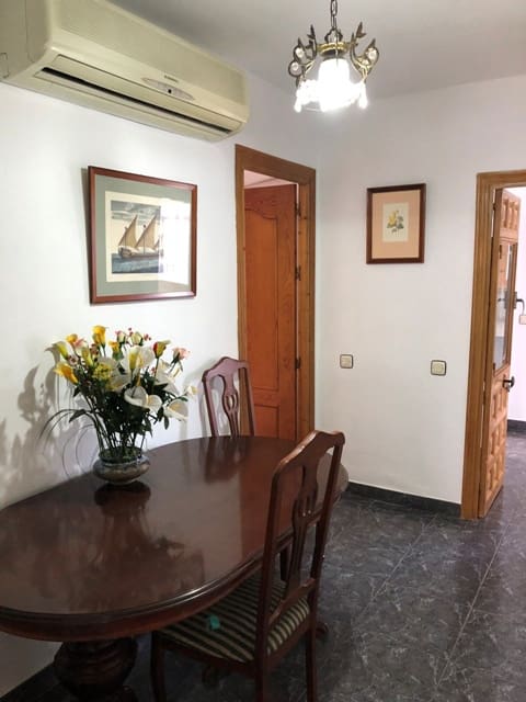 Apartment for rent in Los Romanes - € 575 (Ref: 9550431)