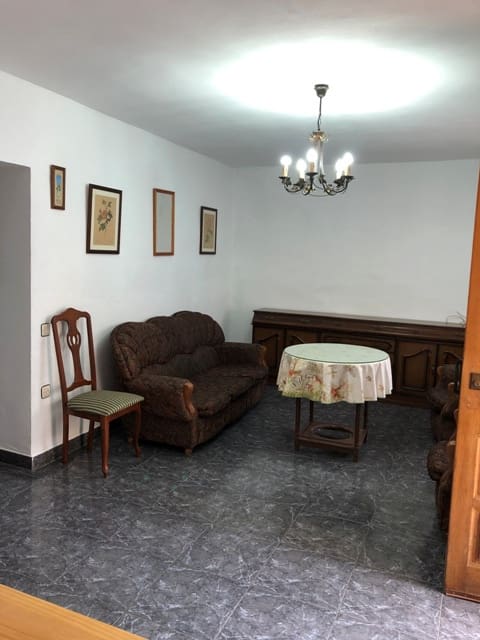 Apartment for rent in Los Romanes - € 575 (Ref: 9550431)