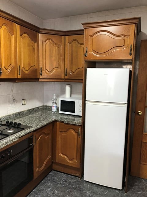 Apartment for rent in Los Romanes - € 575 (Ref: 9550431)