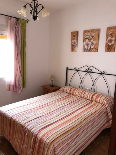 Finca/Hus på landet att hyra i Riogordo - 1 400 € (Ref: 9585215)