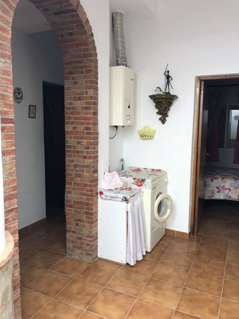 Finca/Hus på landet att hyra i Riogordo - 1 400 € (Ref: 9585215)